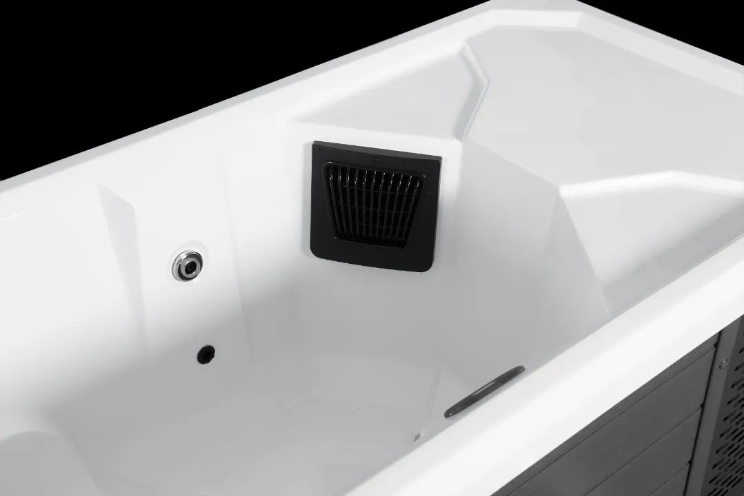 AY200IceTub17.webp AY200IceTub17.webp