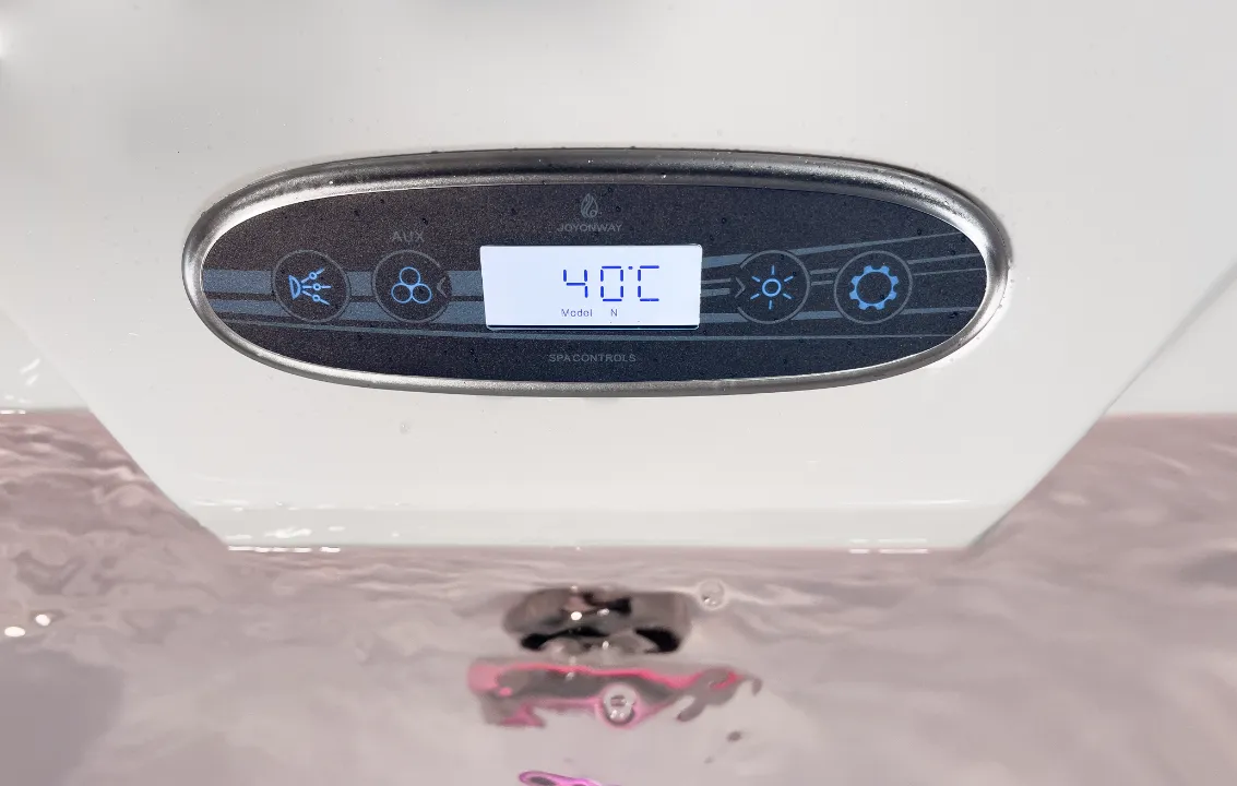 AY200IceTub19.webp AY200IceTub19.webp